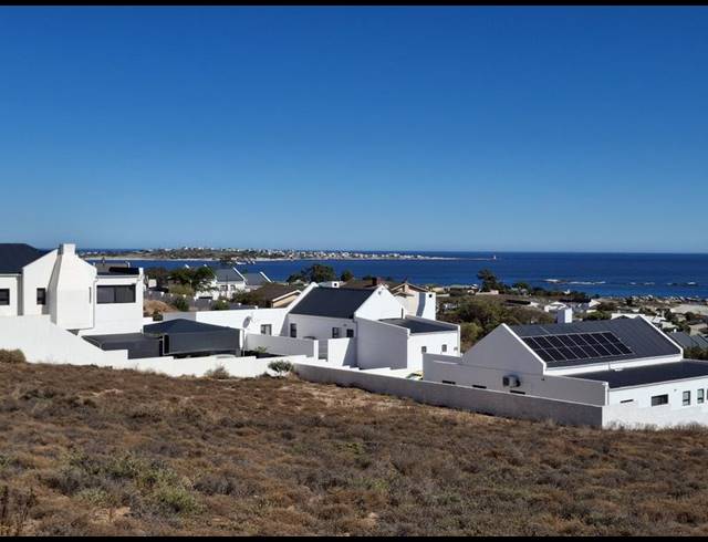 LAND FOR SALE IN DA GAMA BAY